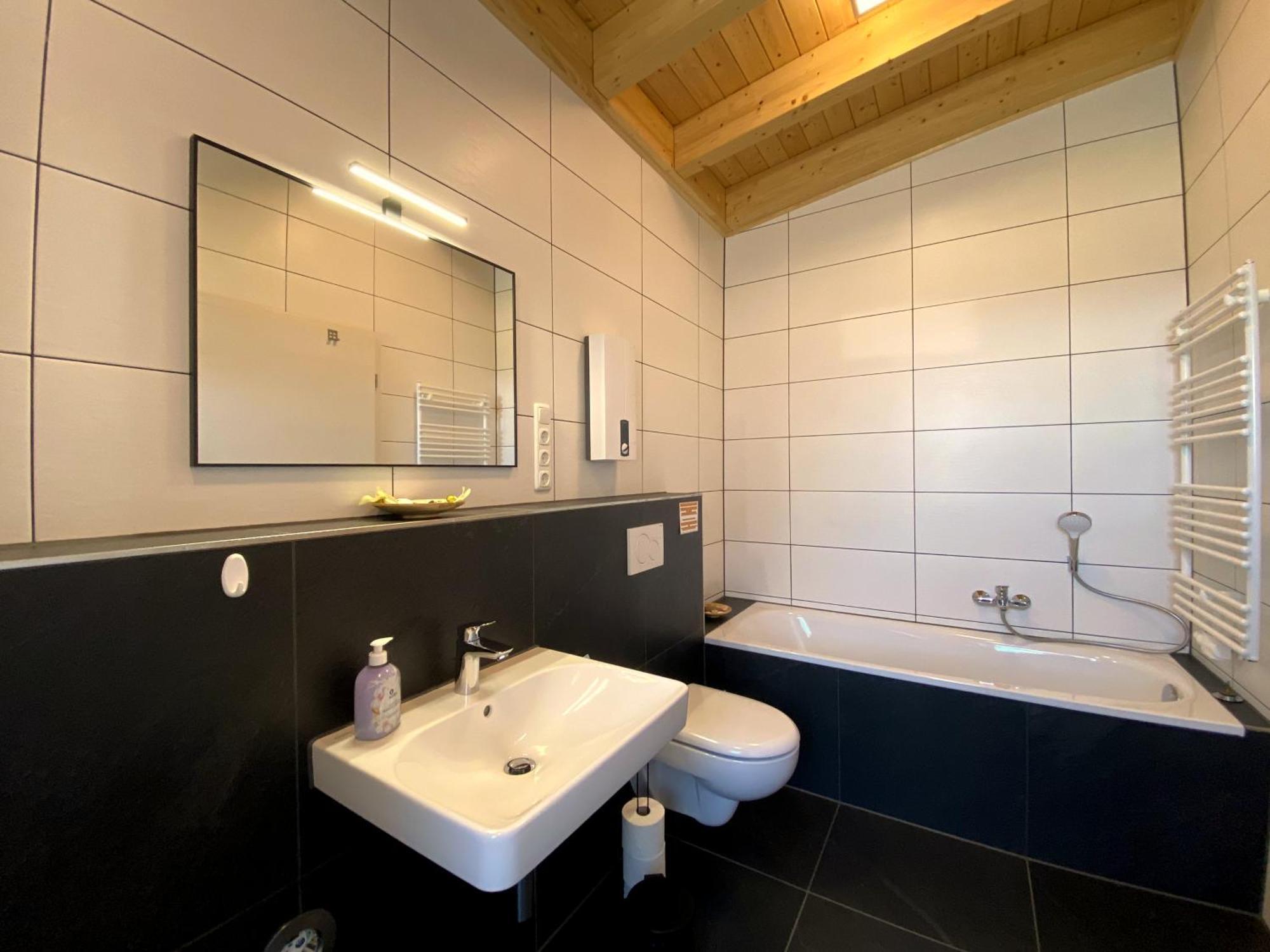 Ferienwohnung Am Weiher Kategorie 1 尼蒂戈恩 外观 照片